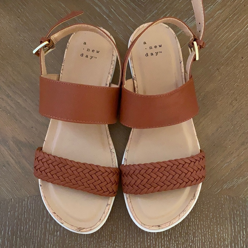 Women’s sandals